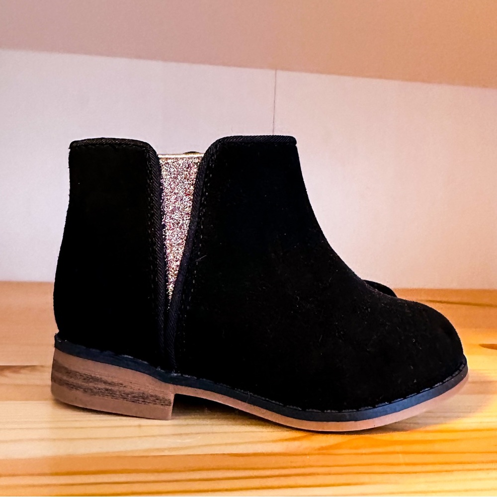 Cat & Jack Glitter Ankle Boots - Size 6